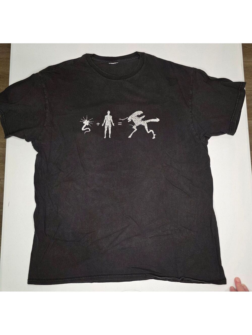 2000s Parasite Aliens Tee